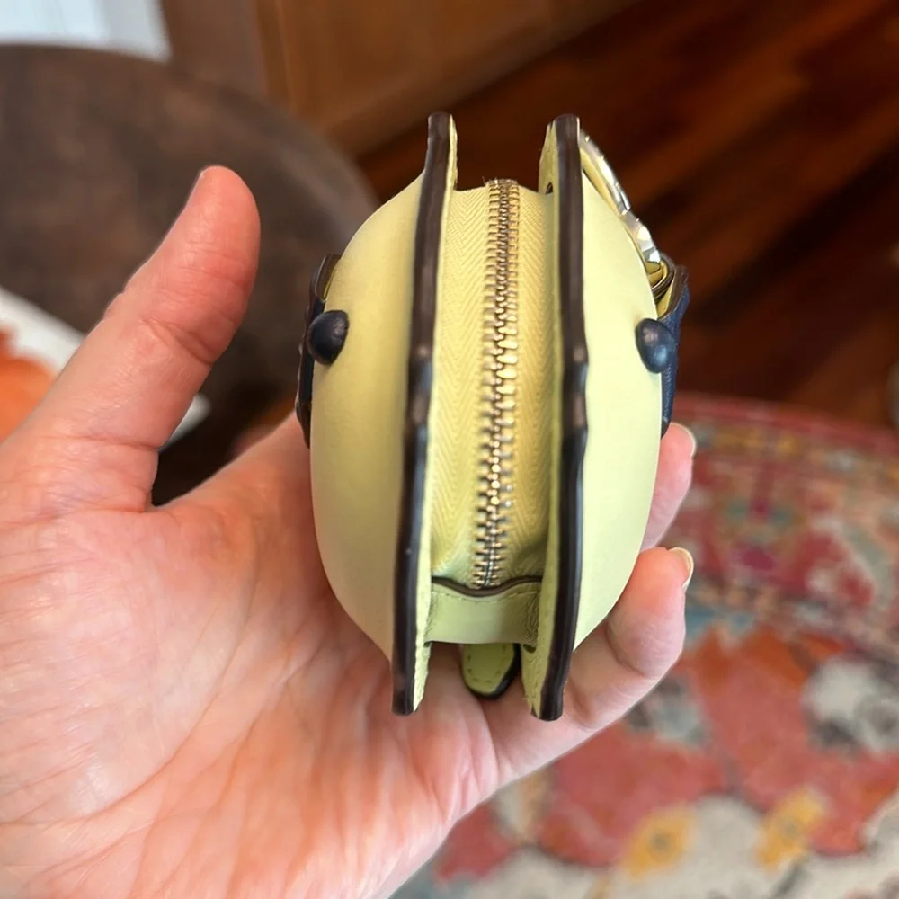 KATE SPADE FISH CHANGE PURSE KEY CHAIN TROPICAL YELLOW BLACK SILVER CUTE LNC 🐠 - Picture 5 of 10